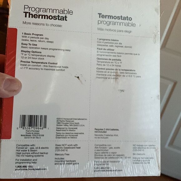 Honeywell programmable thermostat. Program up to four periods per day - Picture 2 of 2